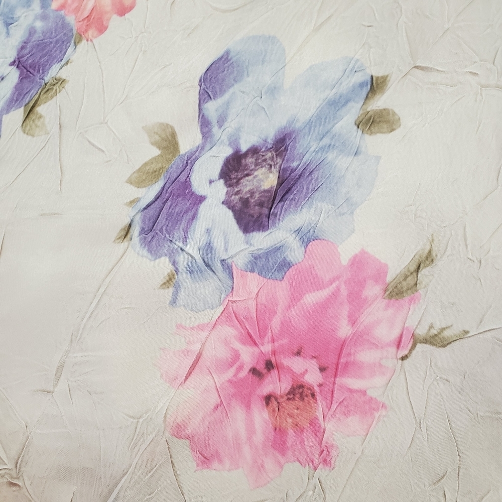 Vintage Gold and pink silky maxi skirt with floral print - Picture 13 of 15